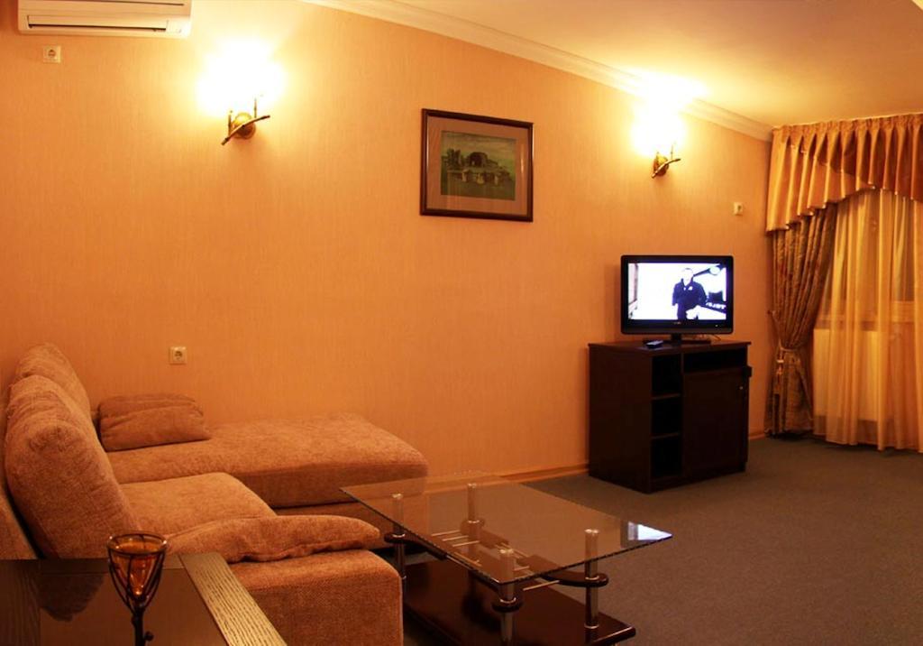 Hotel Old Town 쿠타이시 외부 사진