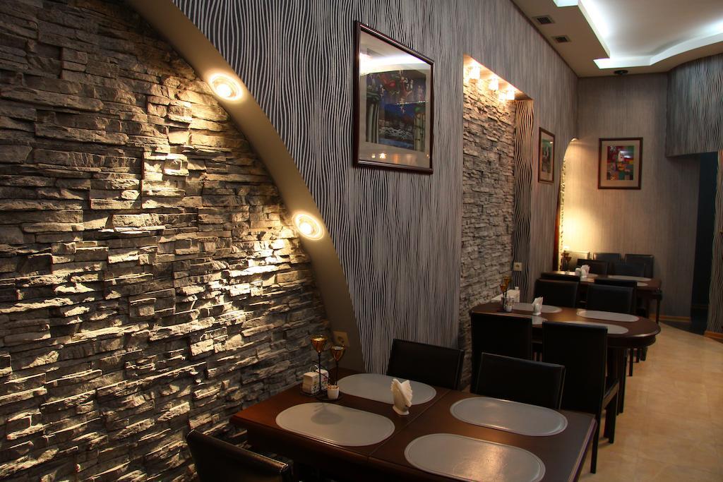 Hotel Old Town 쿠타이시 외부 사진