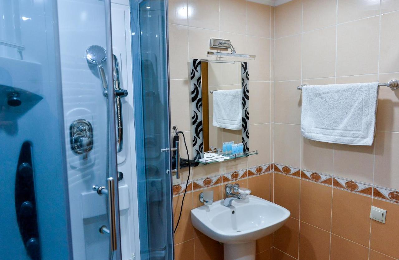 Hotel Old Town 쿠타이시 외부 사진