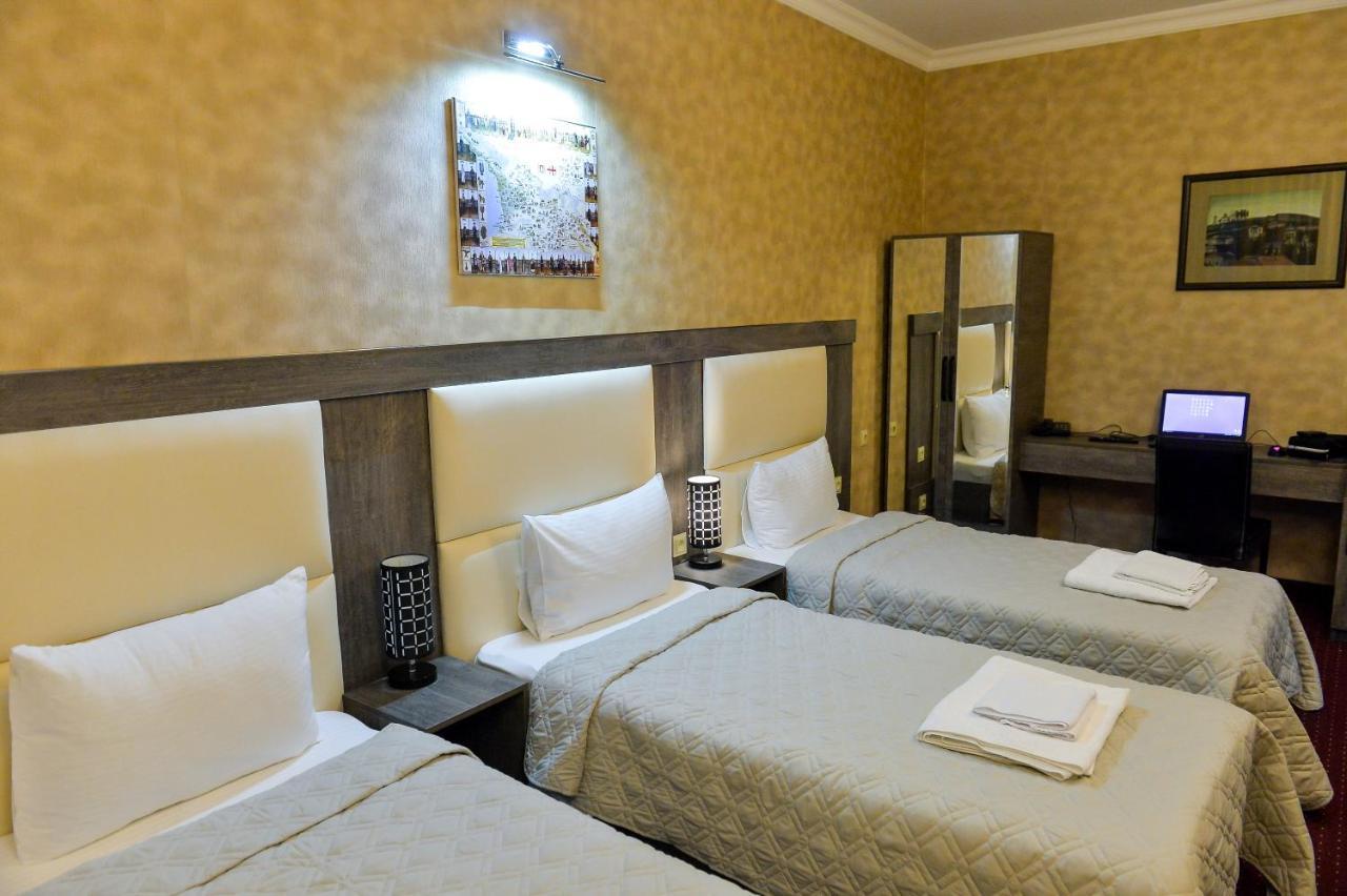 Hotel Old Town 쿠타이시 외부 사진