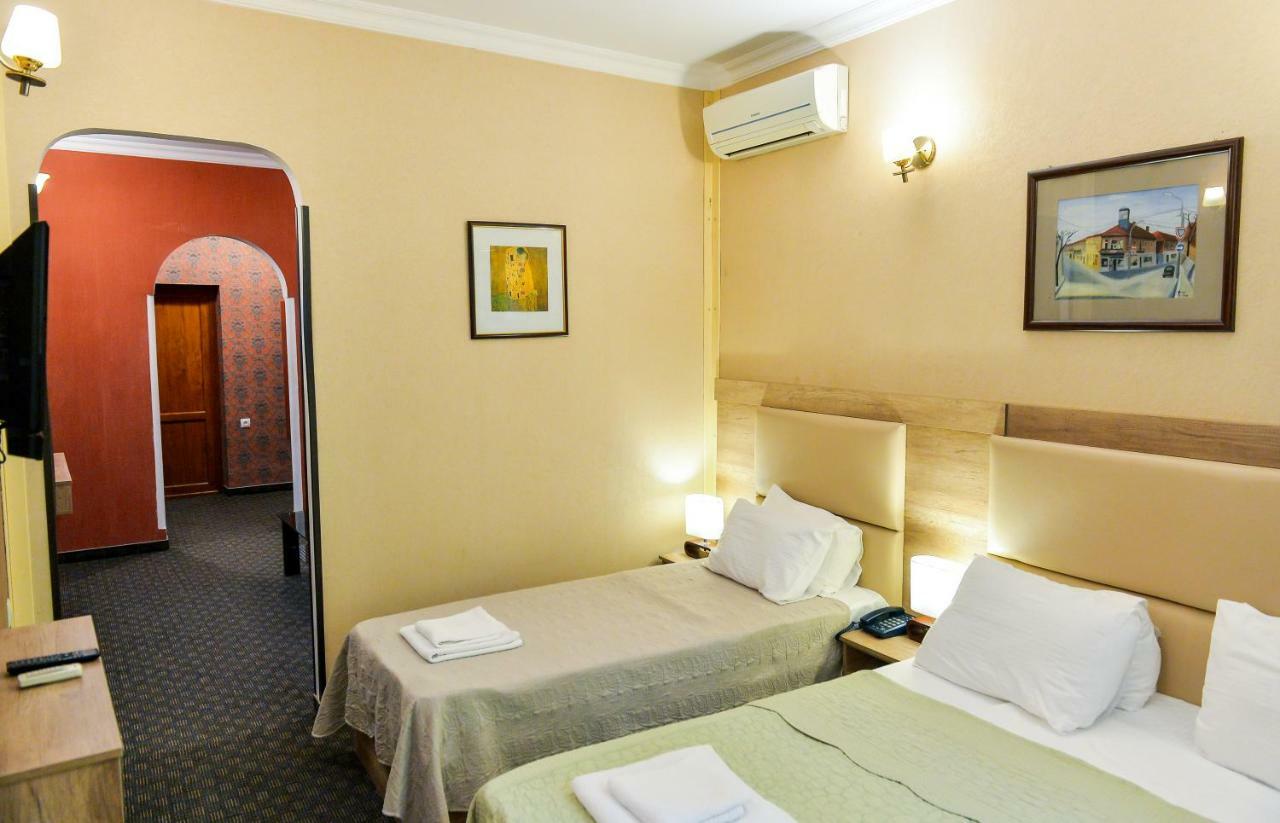 Hotel Old Town 쿠타이시 외부 사진
